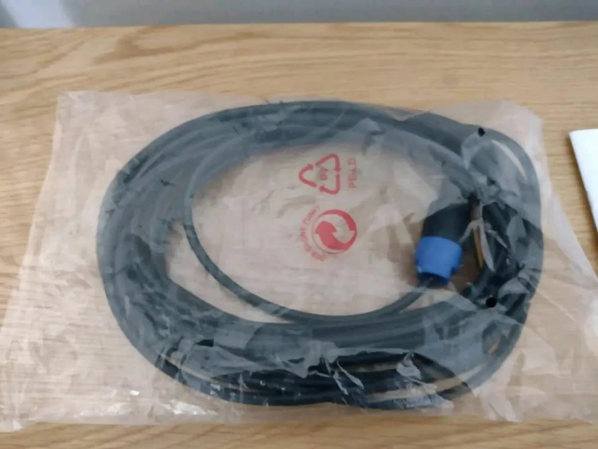 Rel T/5x Subwoofer - Image 4