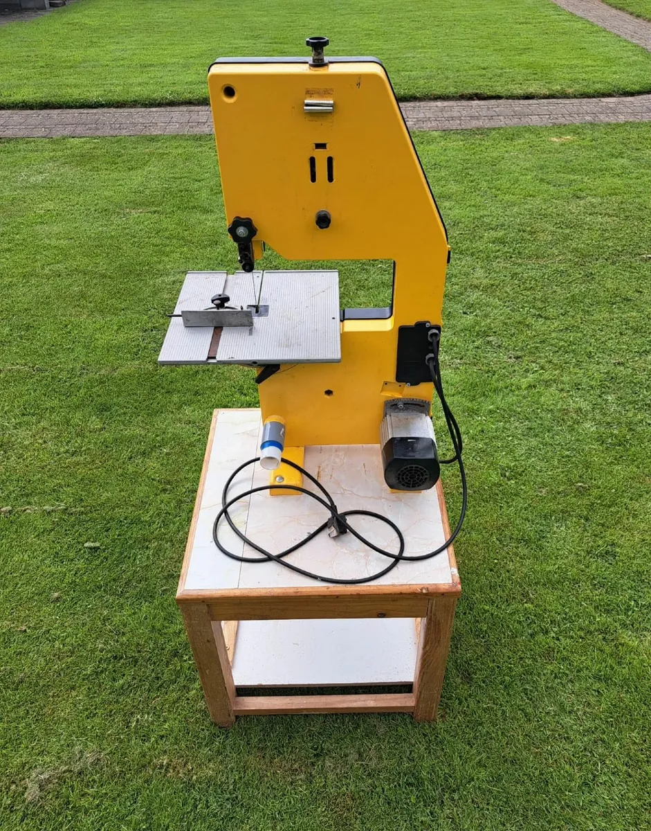 Dewalt Band Saw DW738 Type A1 - Image 2