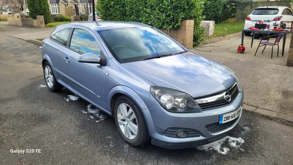 2008 Opel Astra - Image 1