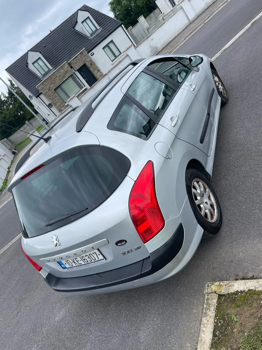 Peugeot 308 - Image 2