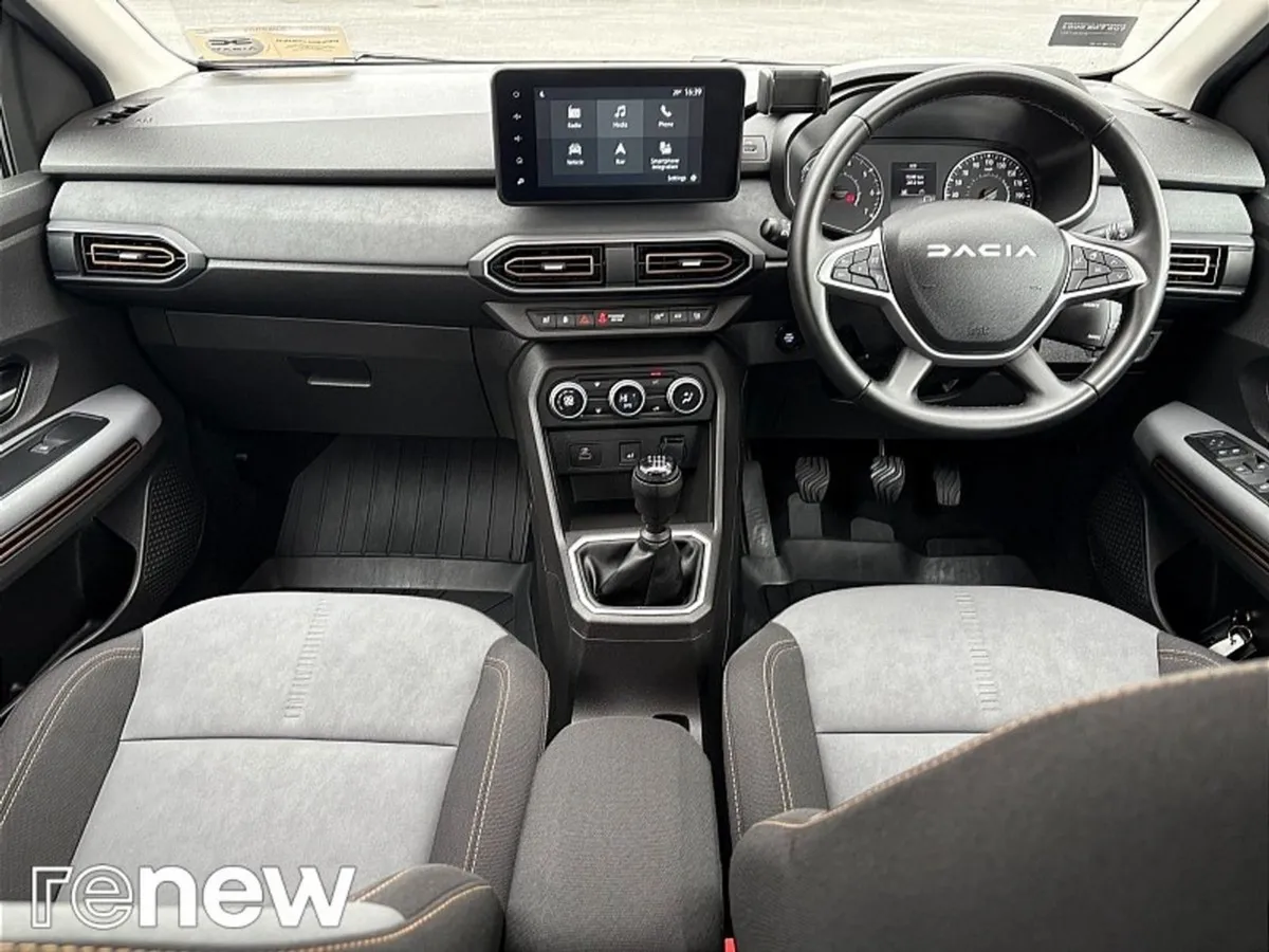 Dacia Sandero Stepway Extreme 1.0 TCE 90 BHP 5DR - Image 2