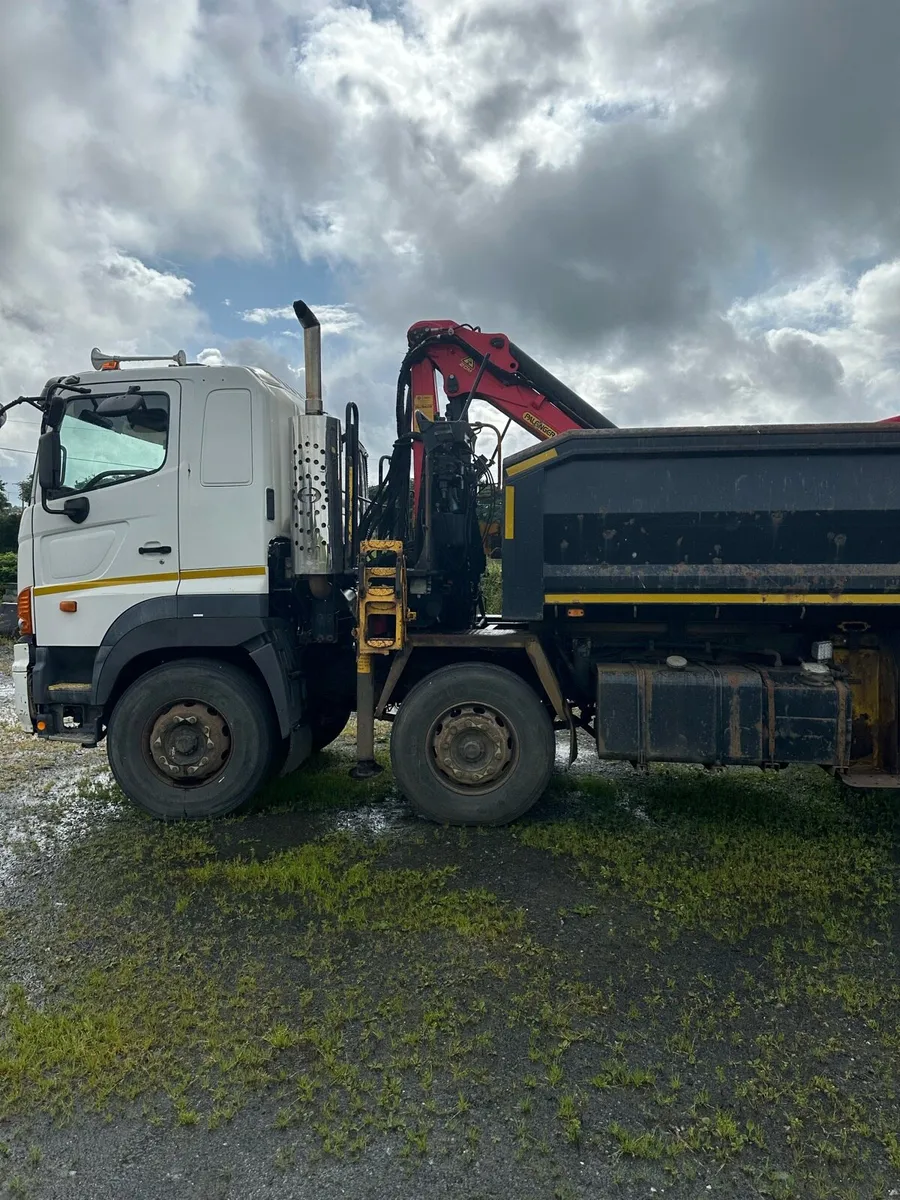 Hino 8 wheeler grab - Image 3