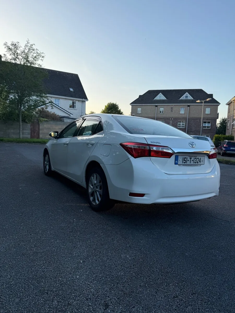 Toyota Corolla - Image 3