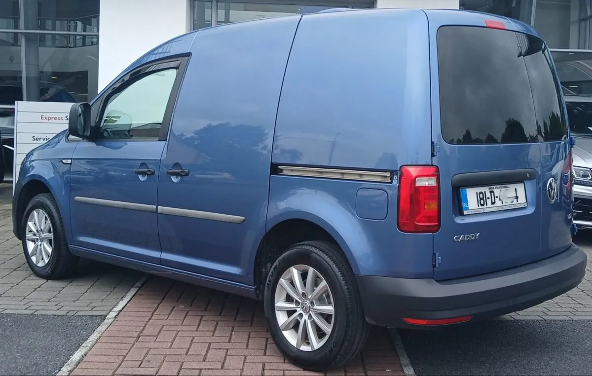 Volkswagen Caddy 2.0 TDI 75 BHP  just Arrived  Bl - Image 4