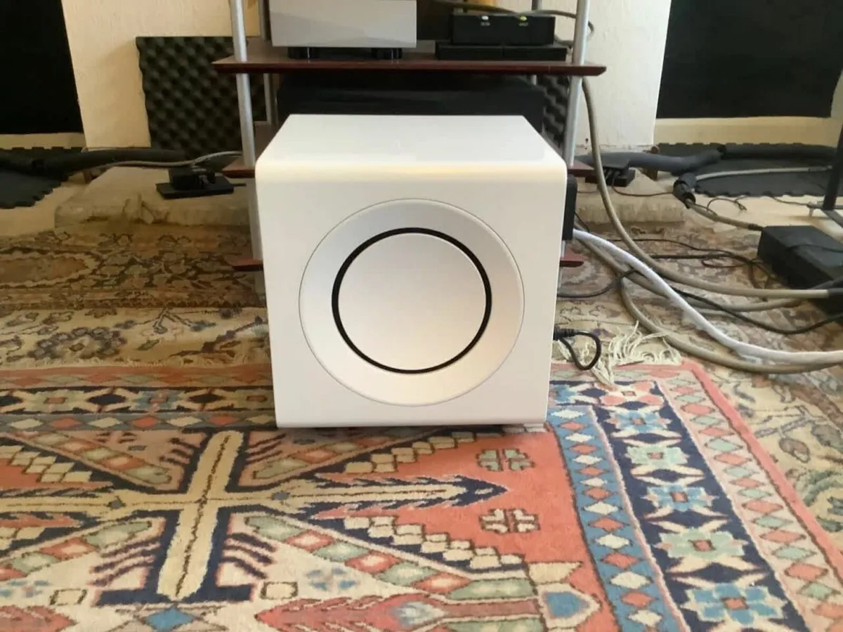 kef kc 92 subwoofer gloss white - Image 1