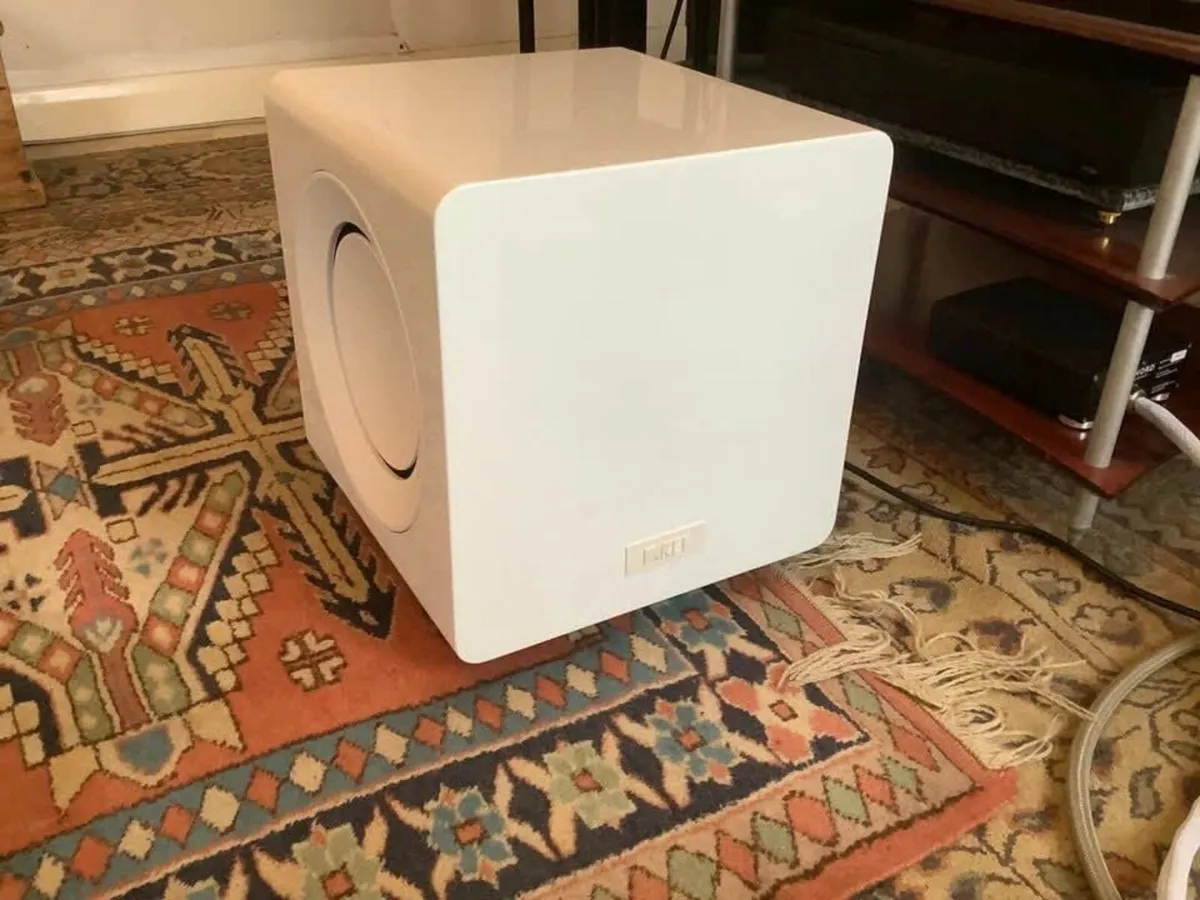 kef kc 92 subwoofer gloss white - Image 4