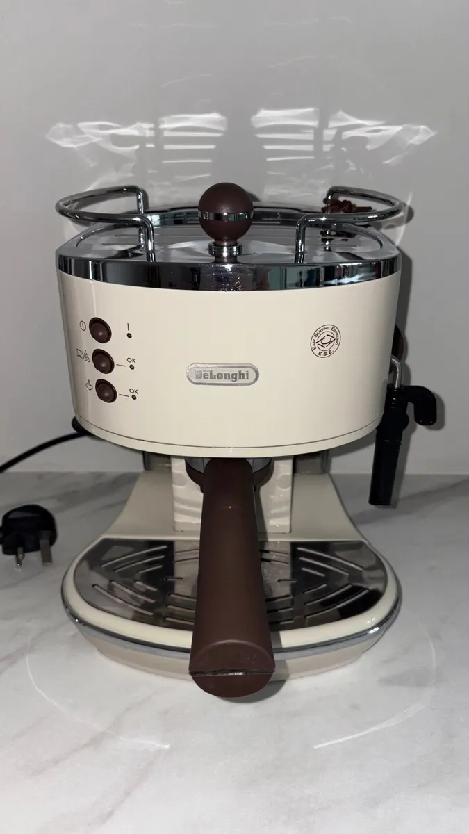Delonghi Icona Vintage Espresso Coffee Machine - Image 1