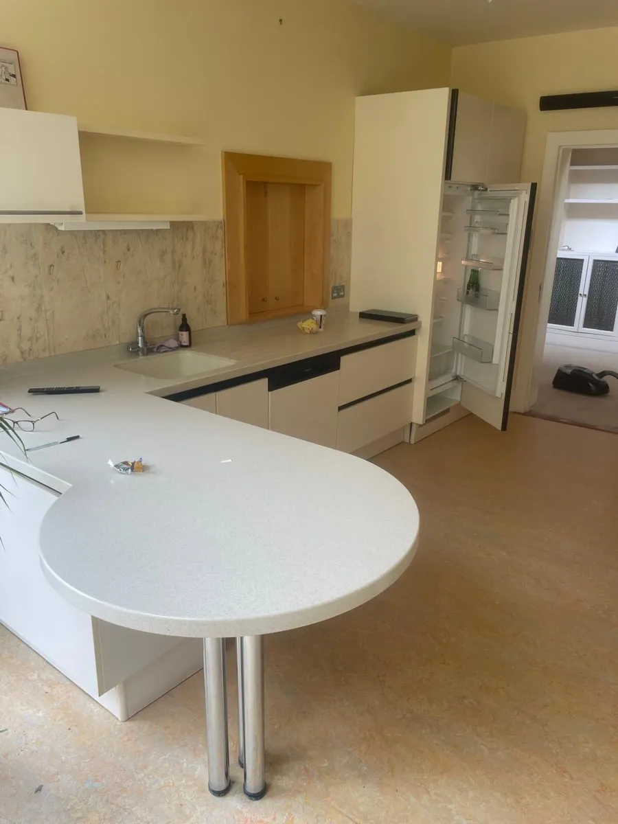 Kitchen - Image 2