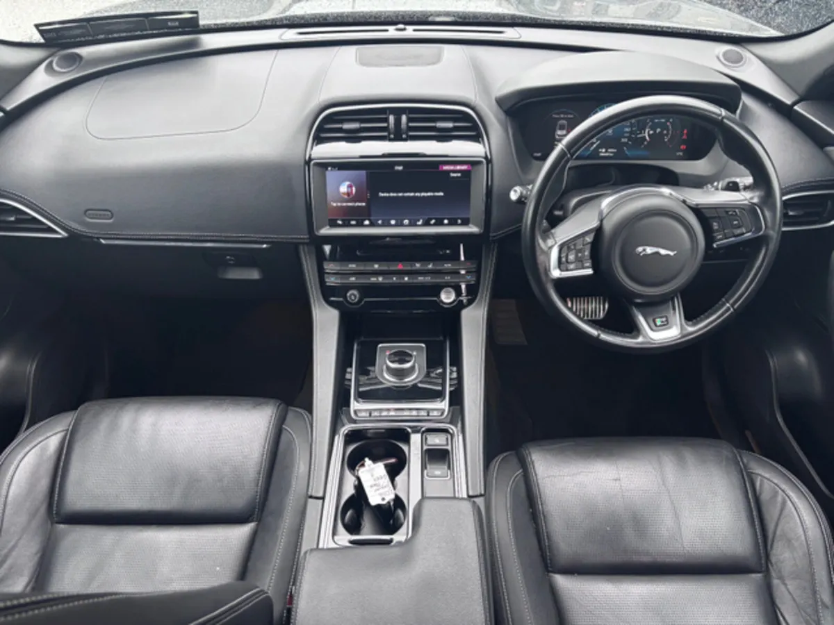 JAGUAR F-PACE 2.0 D R-SPORT AWD 180PS 5DR A 2.0L - Image 2