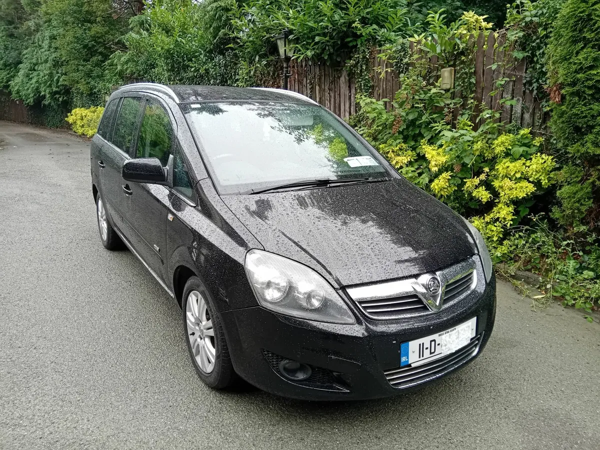 Vauxhall Zafira 2011 - Image 1