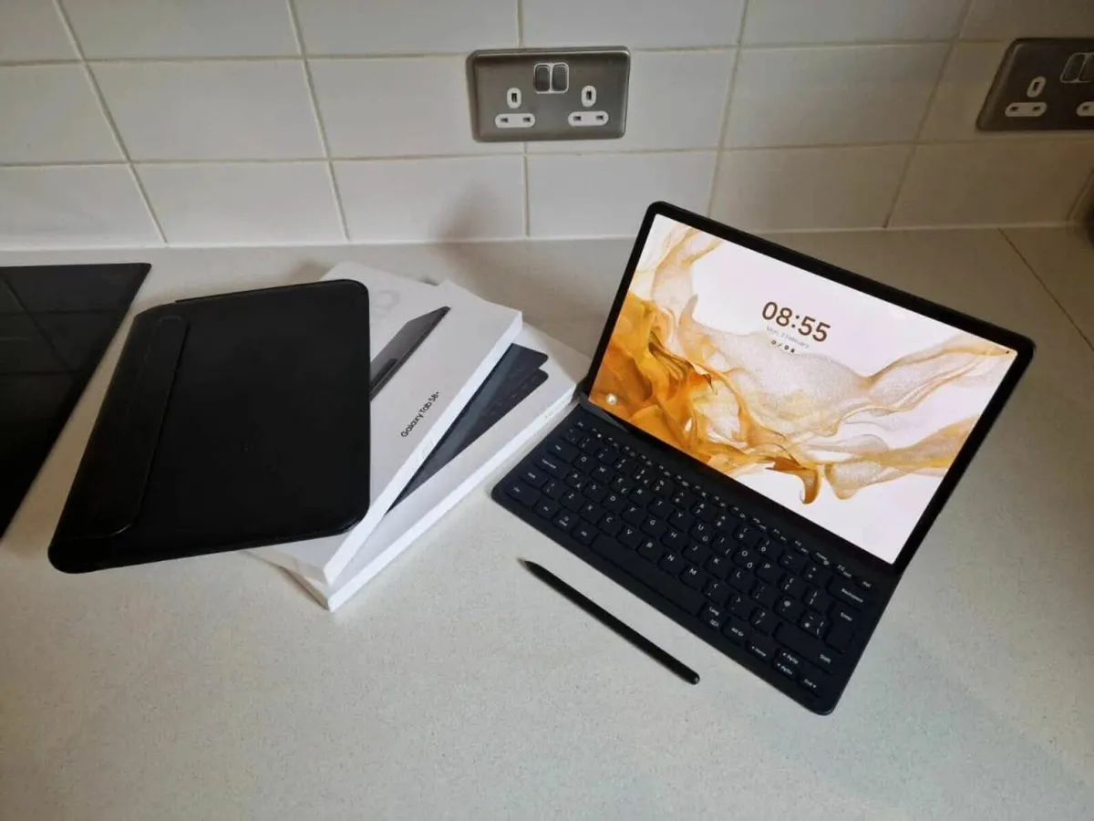Samsung Galaxy Tab S8+ 256GB - Image 1