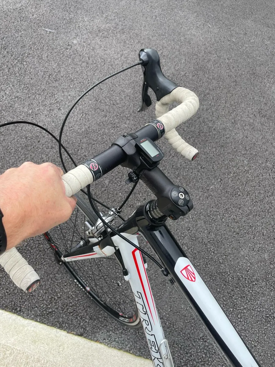 Trek 1.7 Road Bike - Image 3