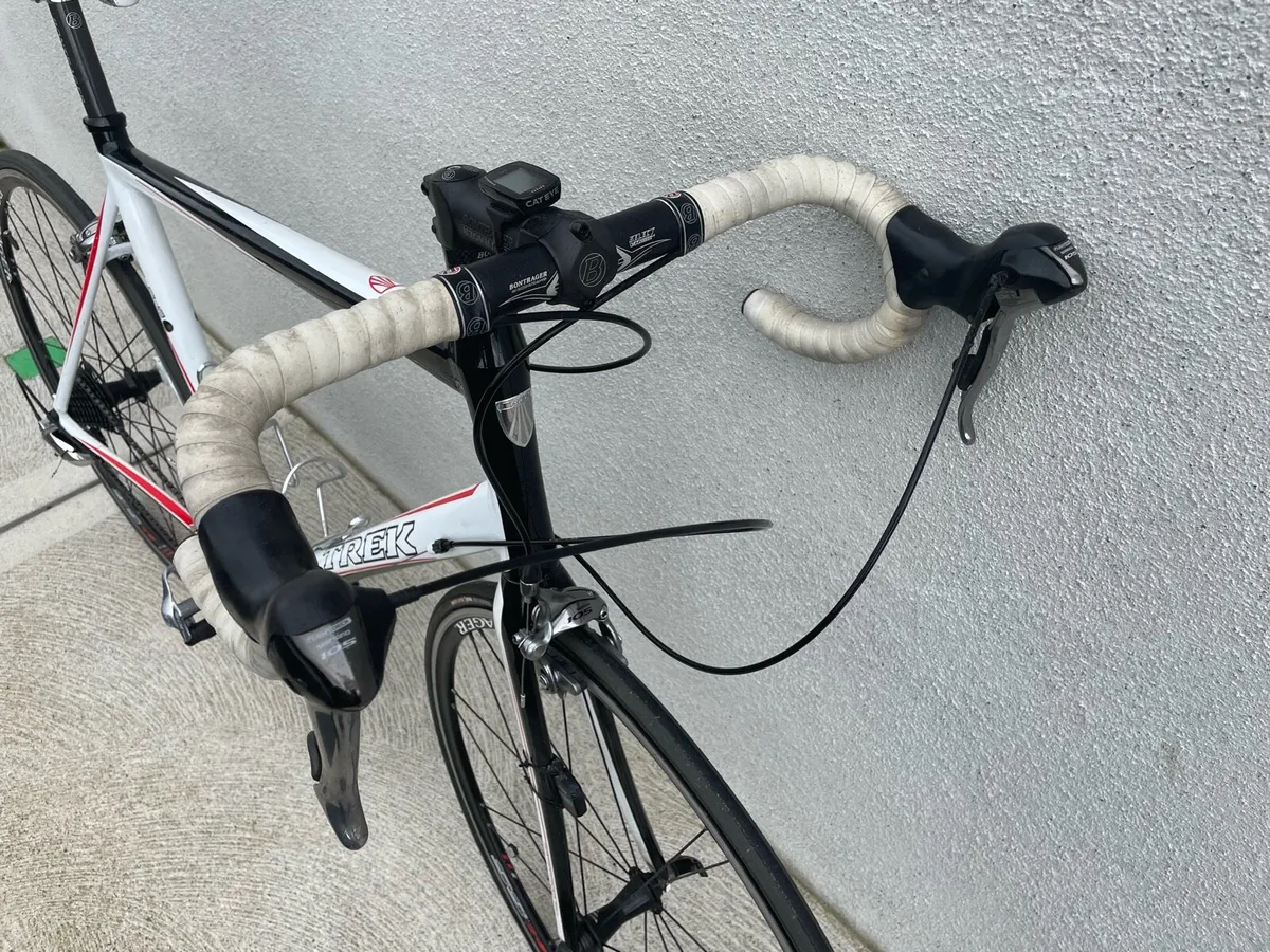 Trek 1.7 Road Bike - Image 4