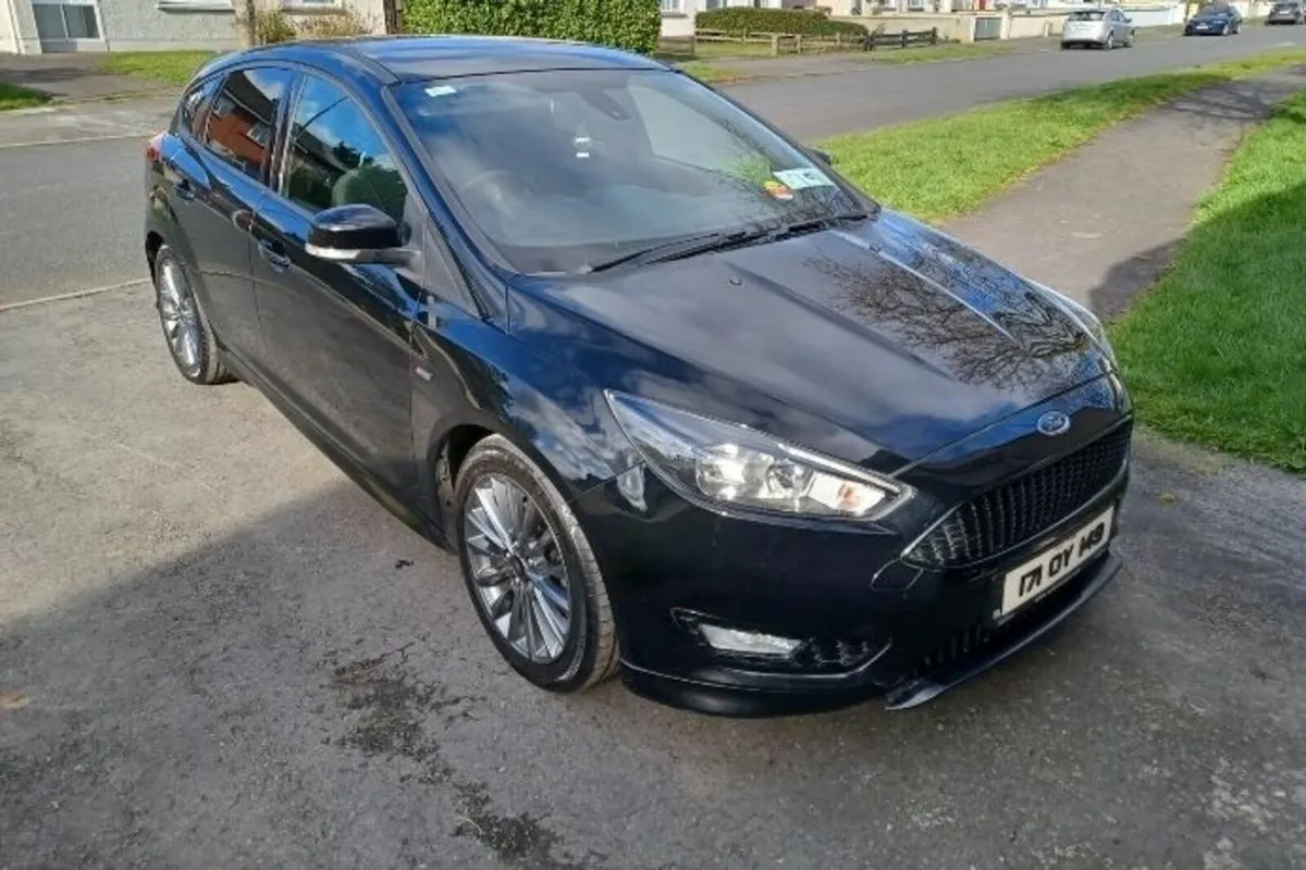 Ford Focus 2017 ST-LINE - Image 1