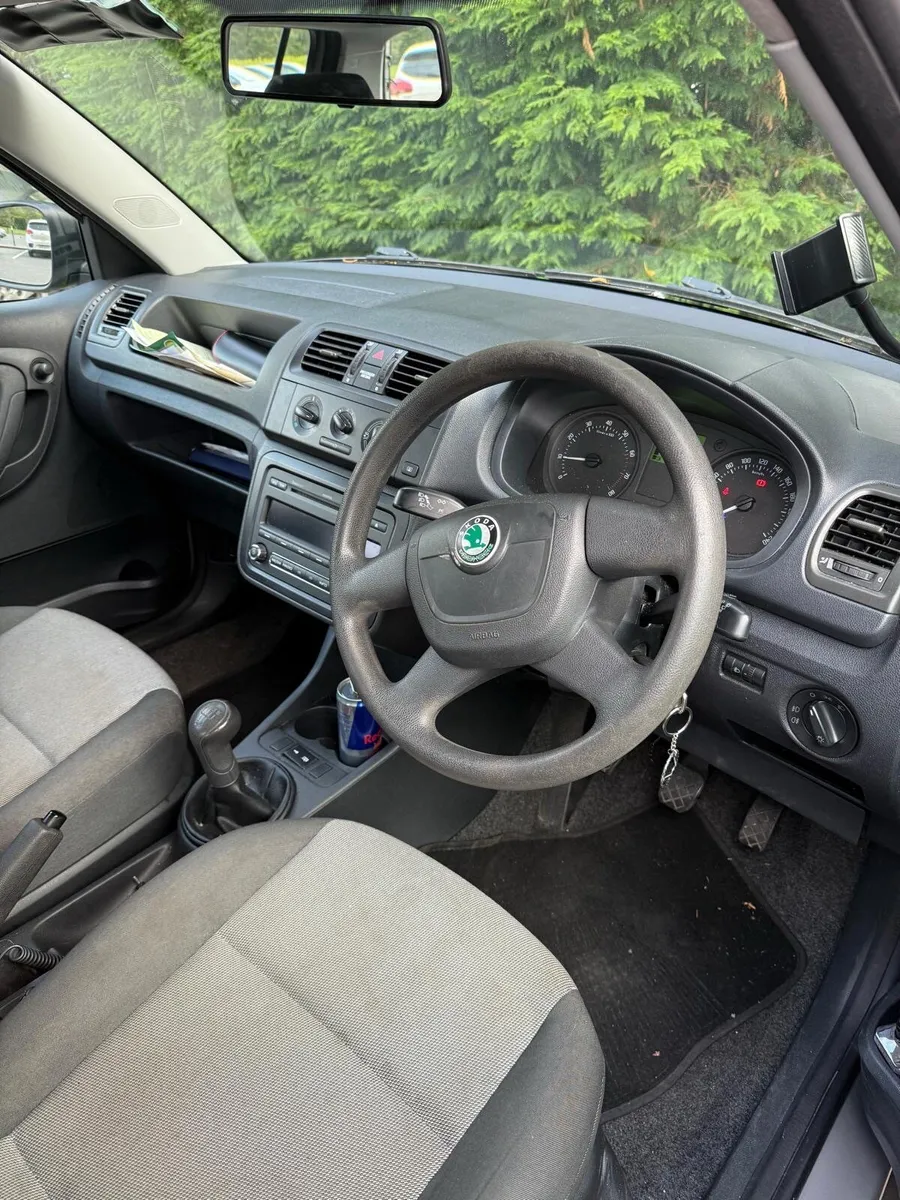 Skoda Fabia 2010 - Image 3