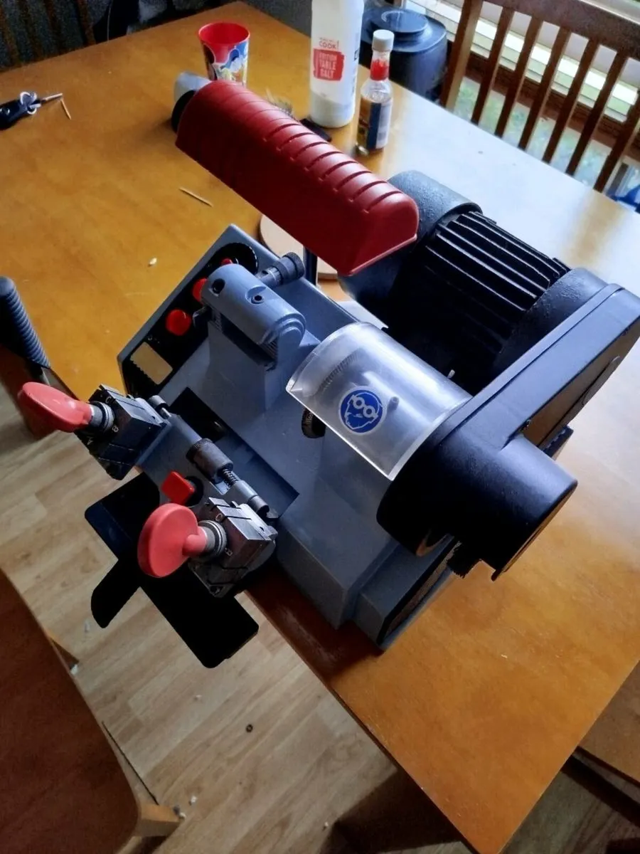Silka machine - Image 1