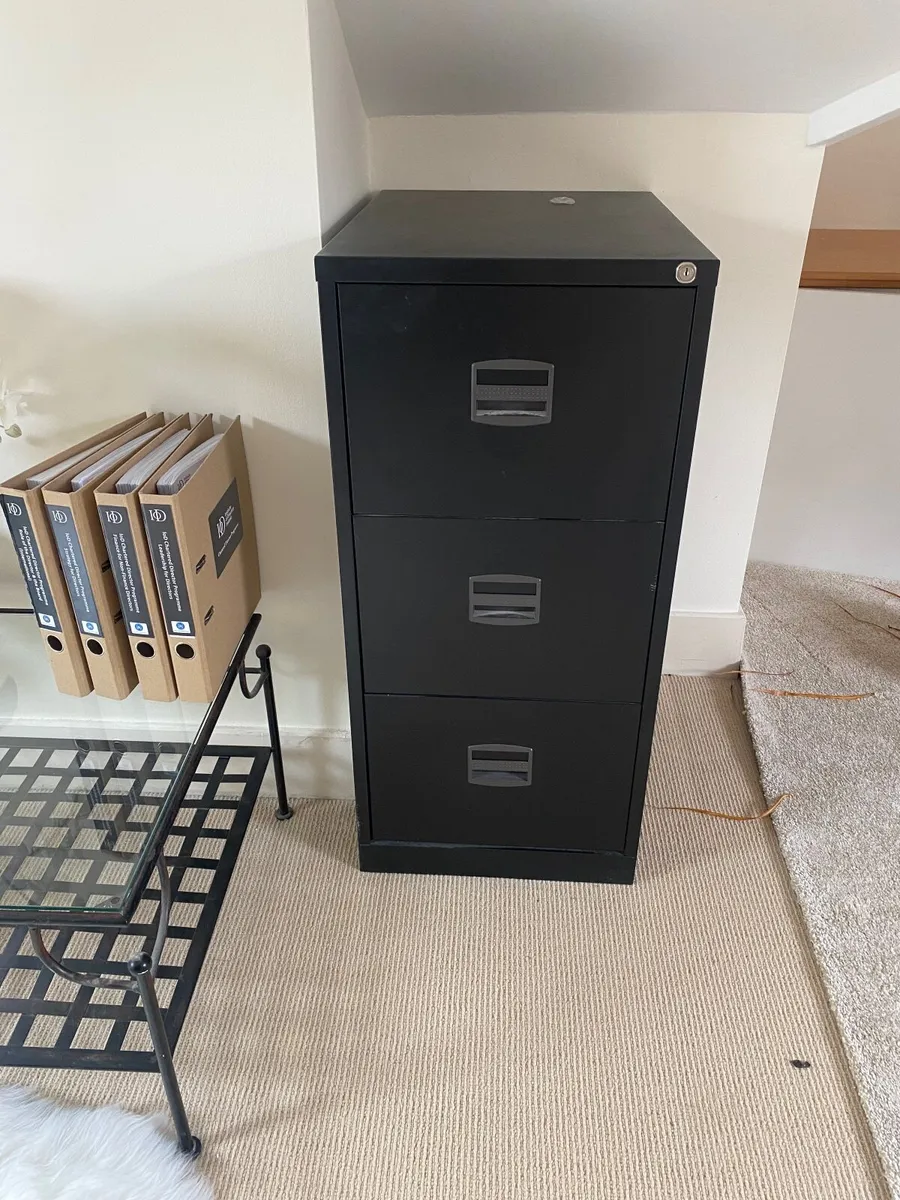 3 door black steel Filing cabinet
