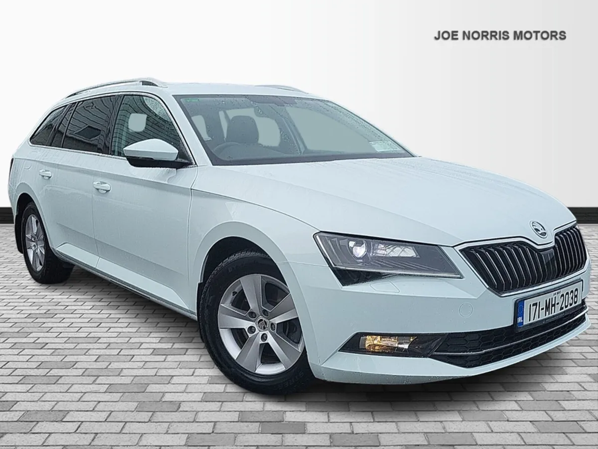 Skoda Superb COMBI AMBITION 2.0TDI150HP DSG  AUTO - Image 1
