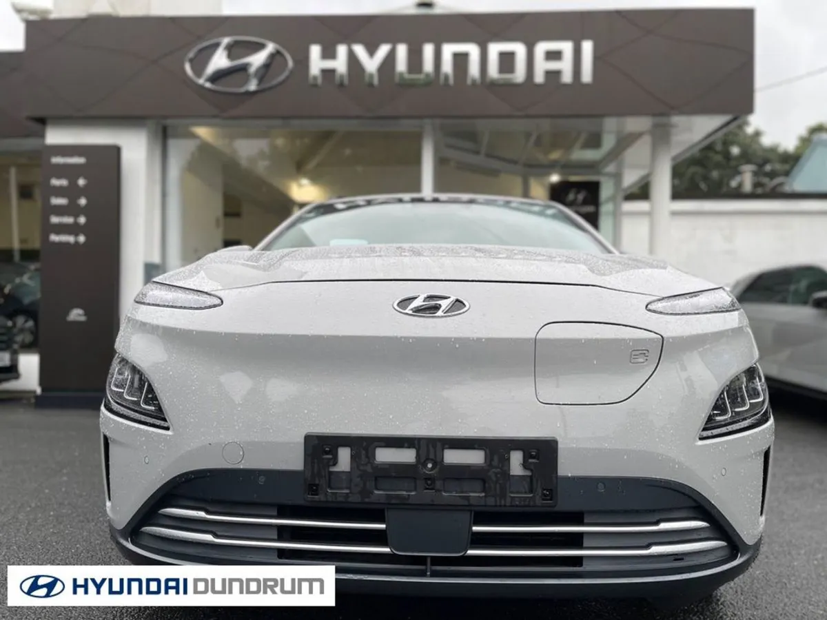 Hyundai Kona TOP Spec Sunroof 64kw Ultimate - Image 2