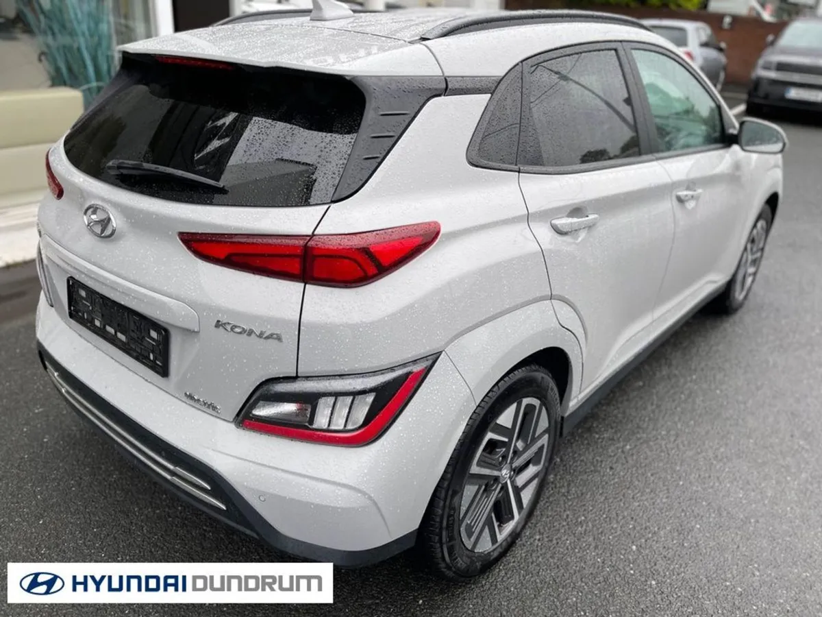 Hyundai Kona TOP Spec Sunroof 64kw Ultimate - Image 4