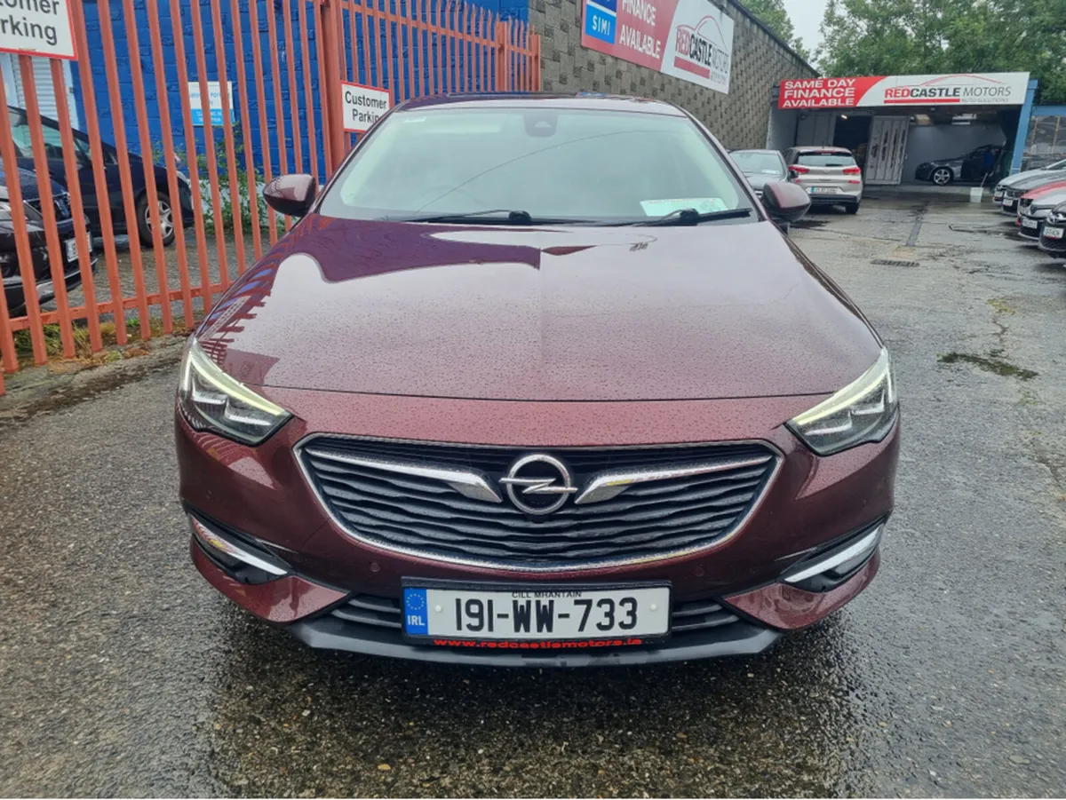 Opel Insignia GRAND SPORT ELITE 2.0 (FSH) AUTO - Image 2