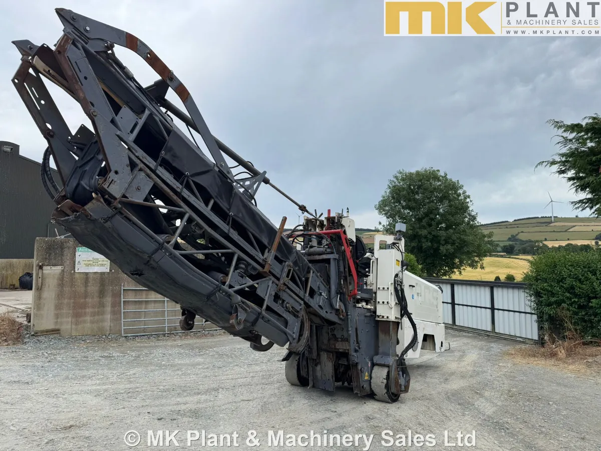 Wirtgen W600 DC Wheeled Asphalt Planer - Image 3