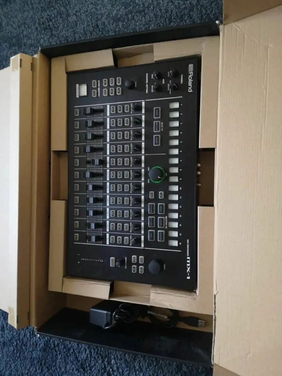 Roland MX-1 Mix Performer - Image 1