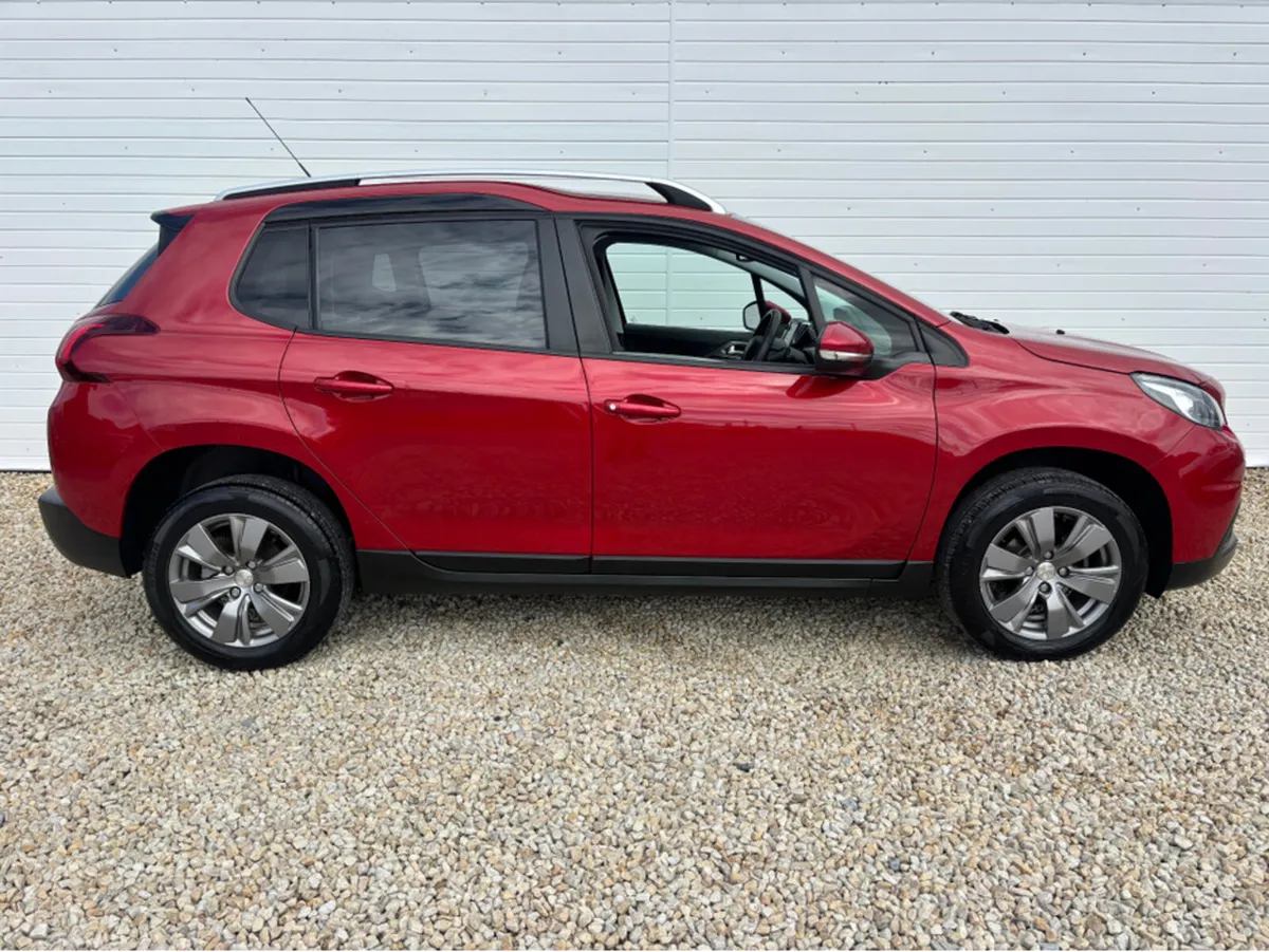 Peugeot 2008 ACTIVE 1.2 PURETECH 82 4DR - Image 3