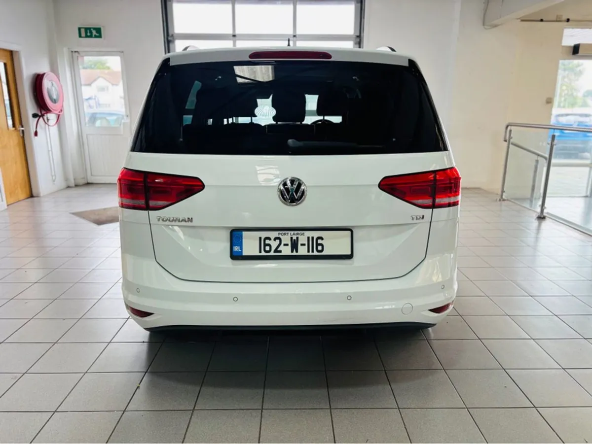 Volkswagen Touran CL Bluemotion 1.6 TDI Manual 6s - Image 4