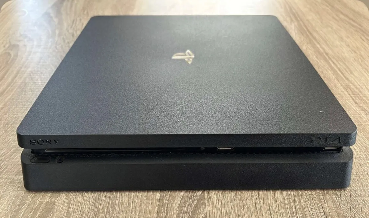 PlayStation 4 - Image 1