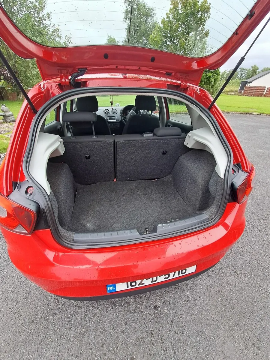 SEAT Ibiza 2016 - Image 2