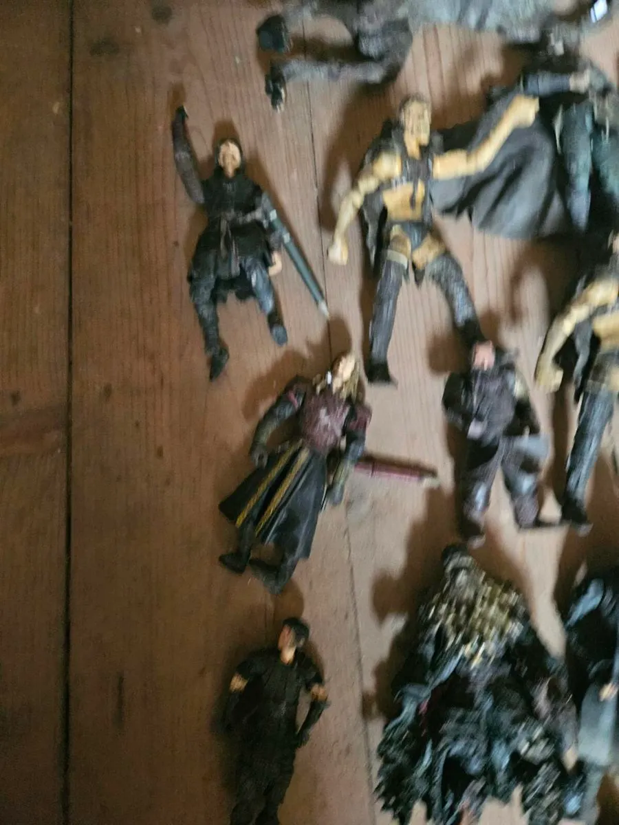 Lord of the Rings Figures lot 19 - Image 3
