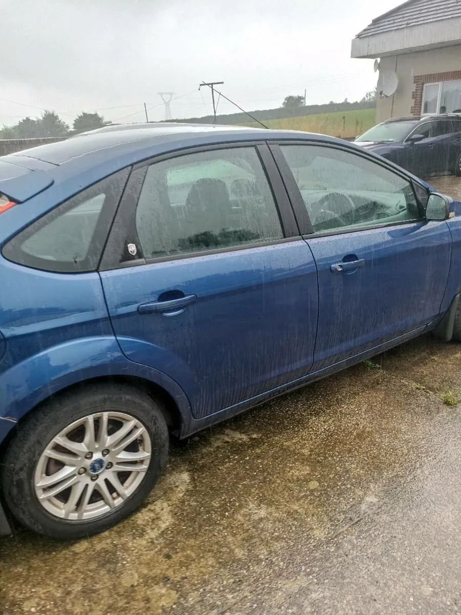 Ford Focus - Image 2