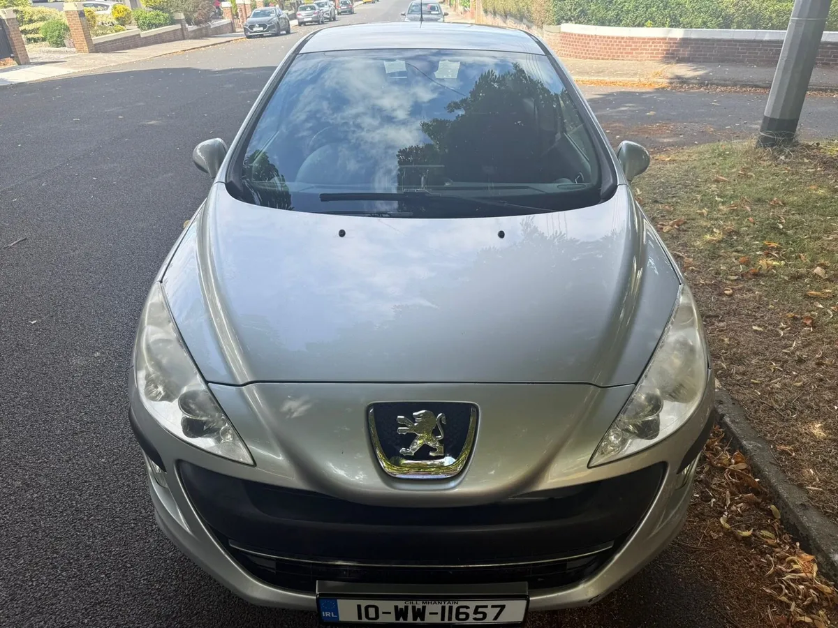 Peugeot 208 1.6 HDI - Image 2