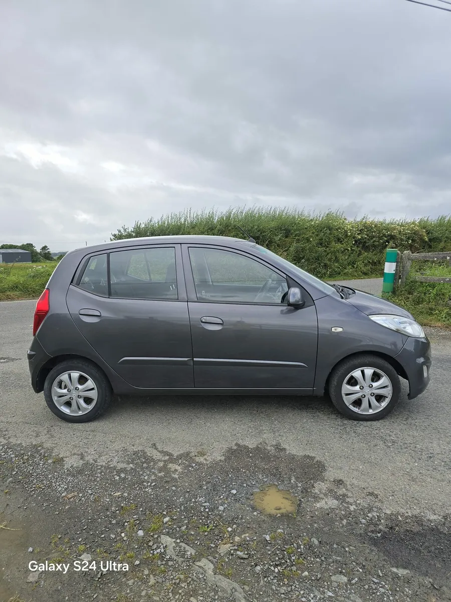131 Hyundai  i10  NOT AUTOMATIC.manual gear change - Image 3