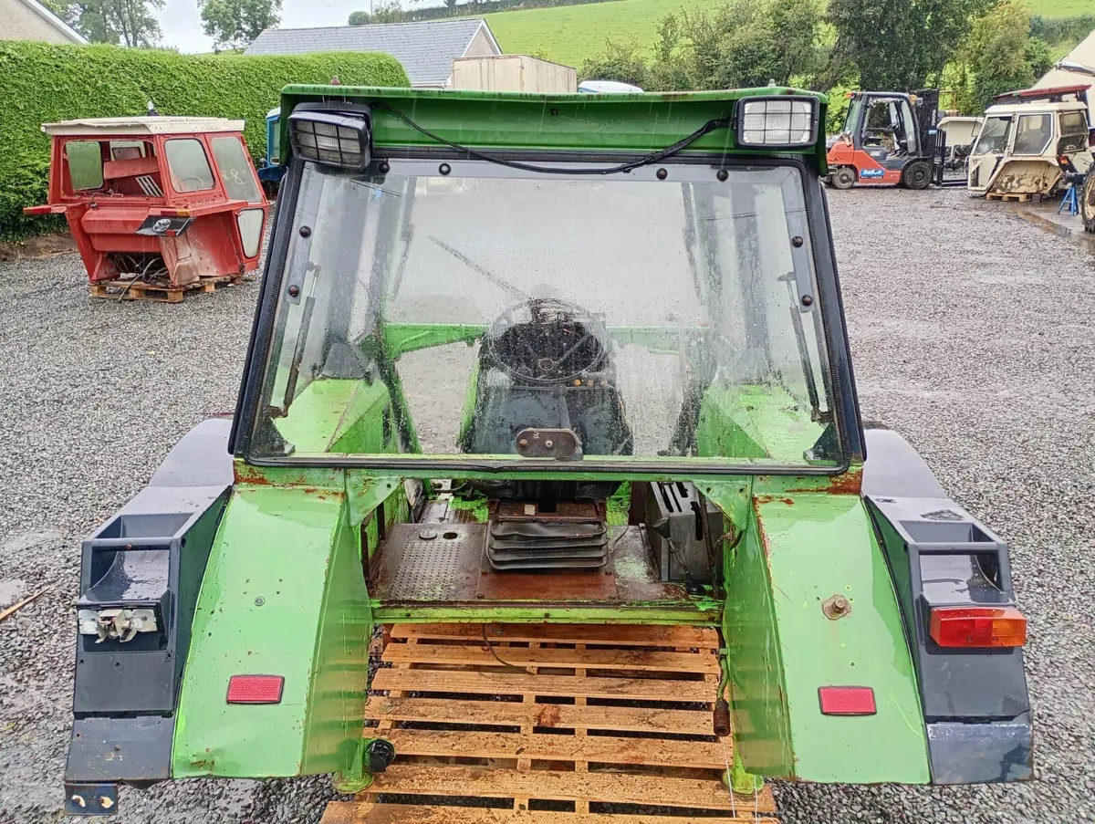 Deutz DX Cab - Image 3