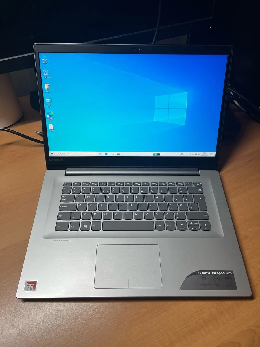 Lenovo laptop 8-256 windows 10 - Image 1