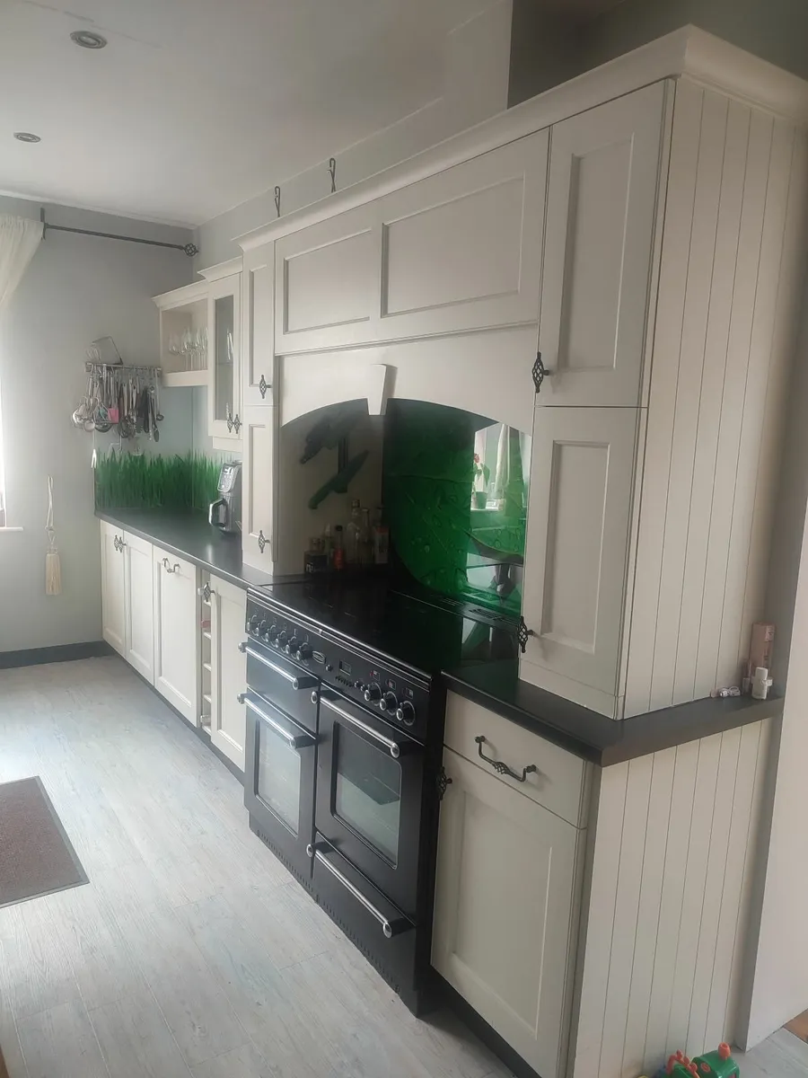 Kitchen - Image 3
