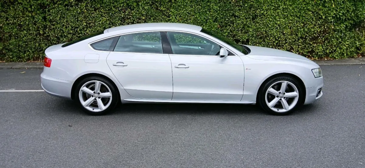 2011 audi A5 s line only 165000 kilometers - Image 2