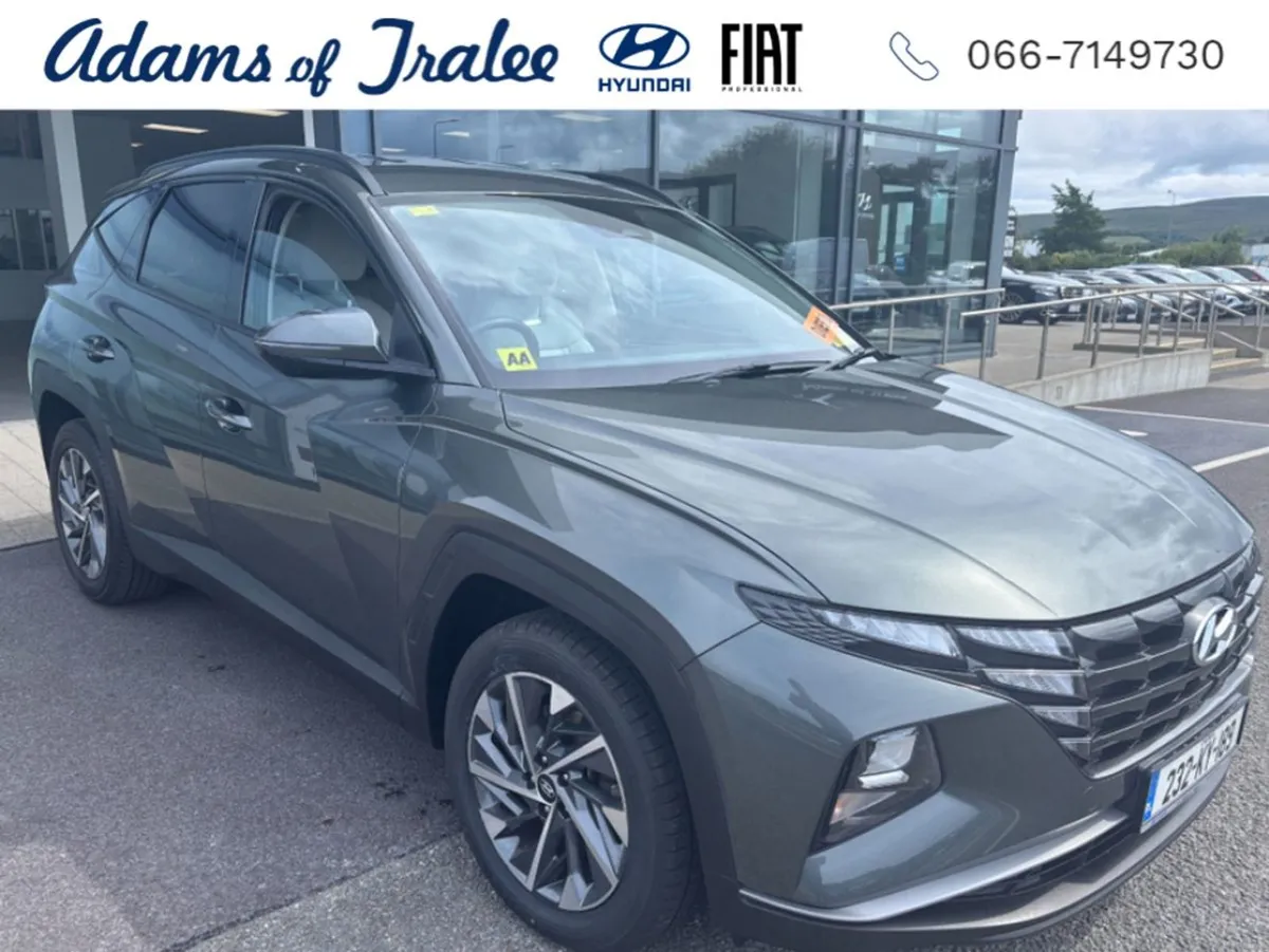 Hyundai Tucson Ix35 Executive 5DR - Image 1