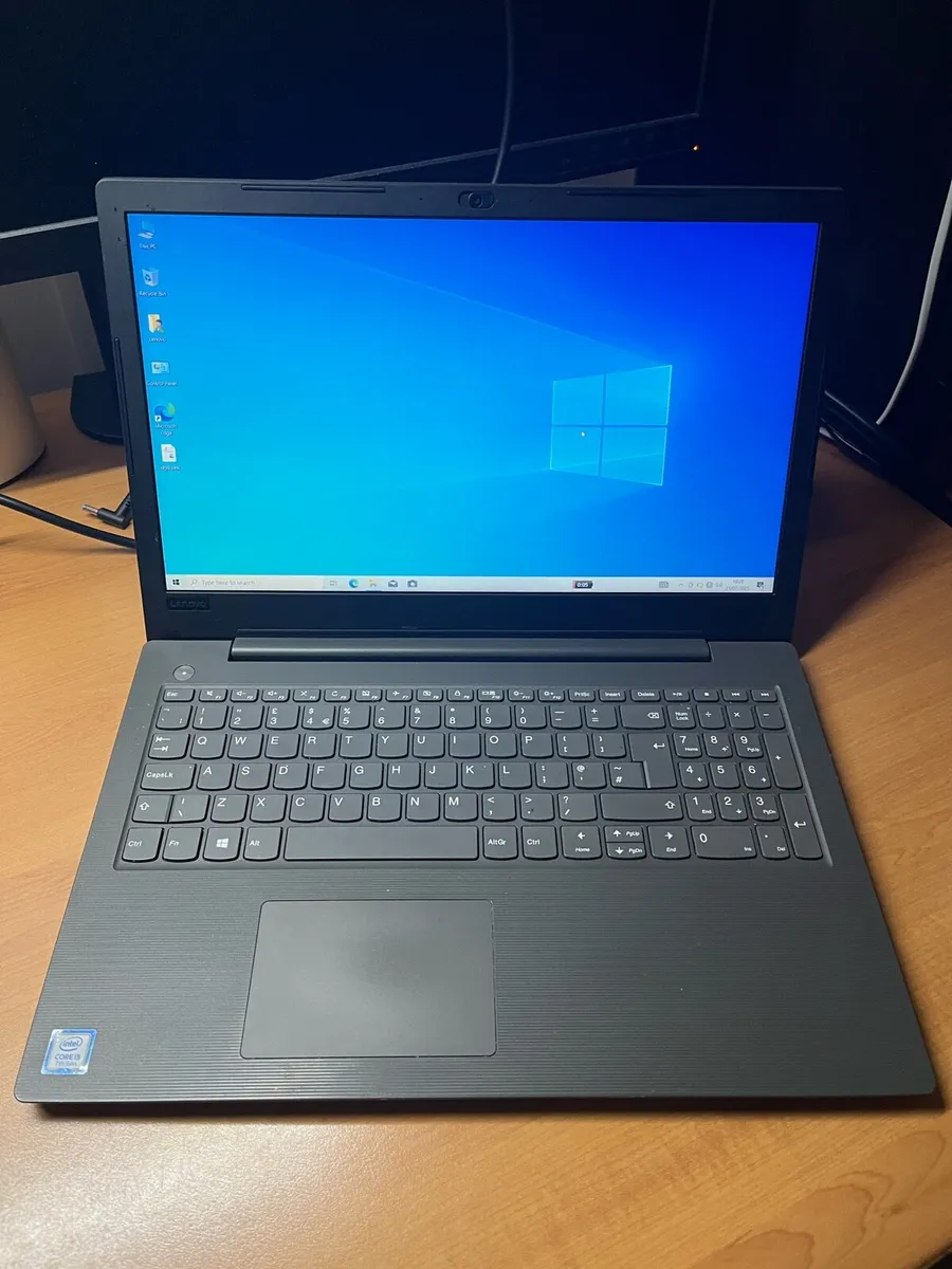 Lenovo laptop i5 pro 8-256 win 10 - Image 1