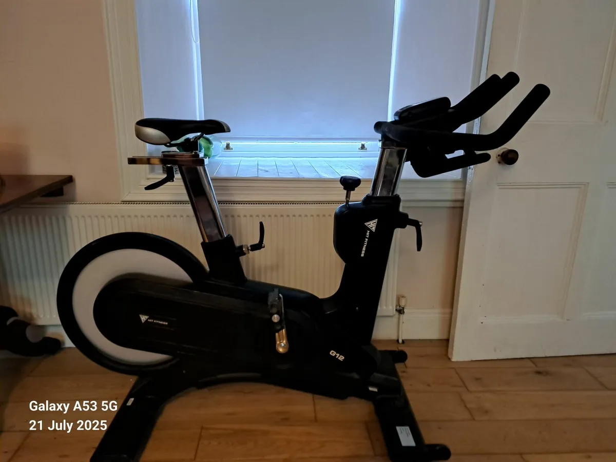 Exercise bike - Image 2