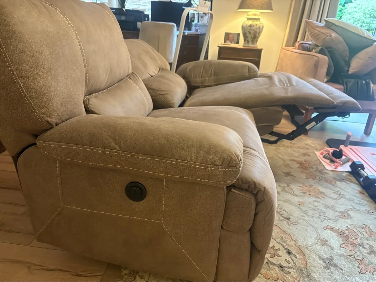 Electric Recliner Sofa - Image 3