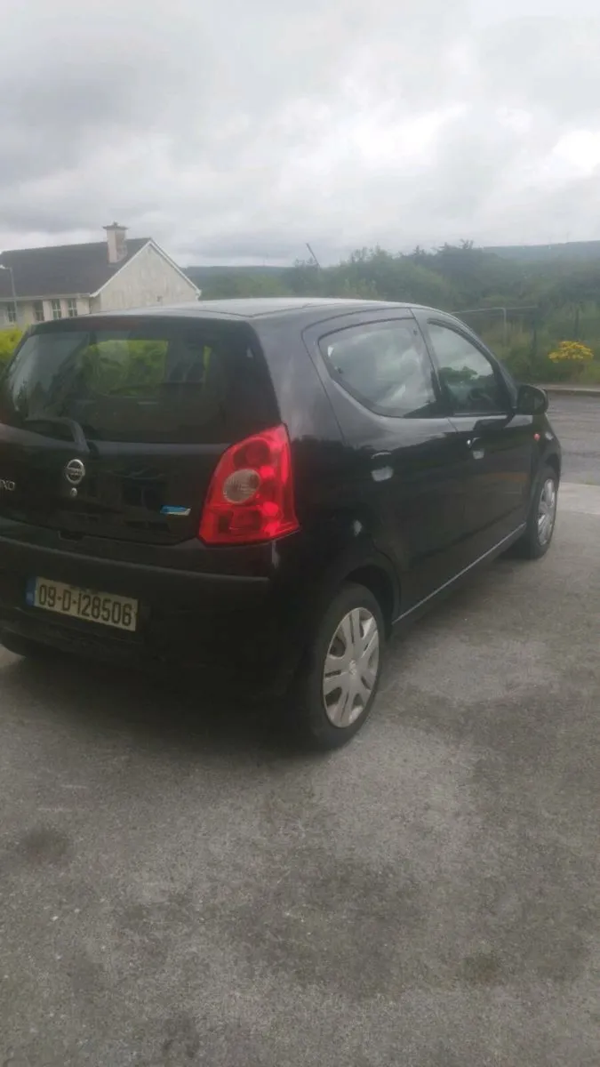Car - Image 3