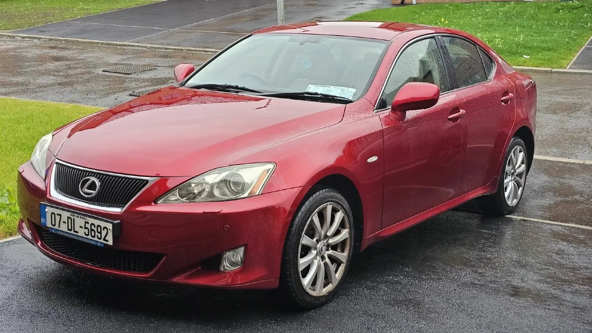 Lexus IS220D - Image 1