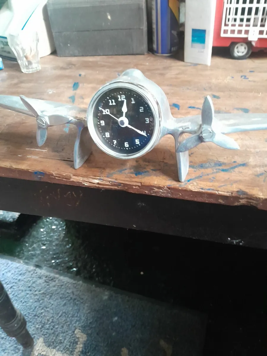 Chrome  airplane  clock - Image 1