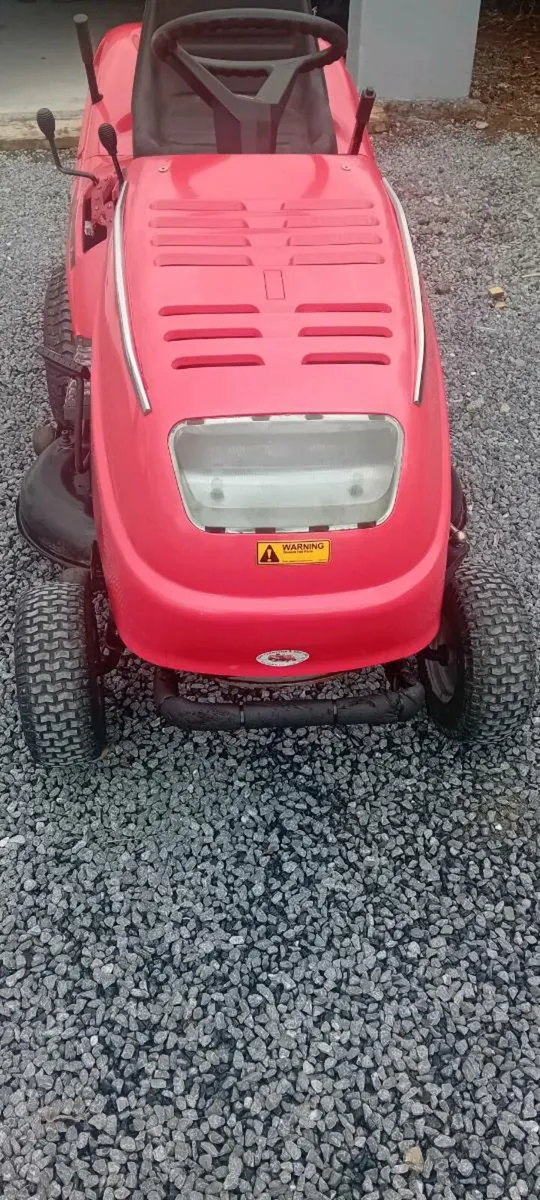 Castlegarden mower - Image 2