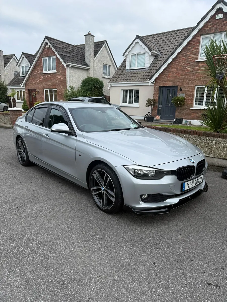 BMW 318d Auto - Image 1