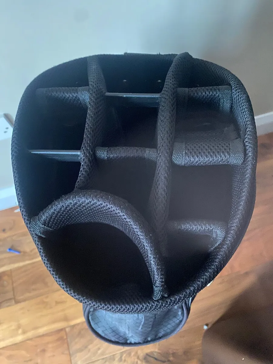 B-Square Golf Bag - Image 4