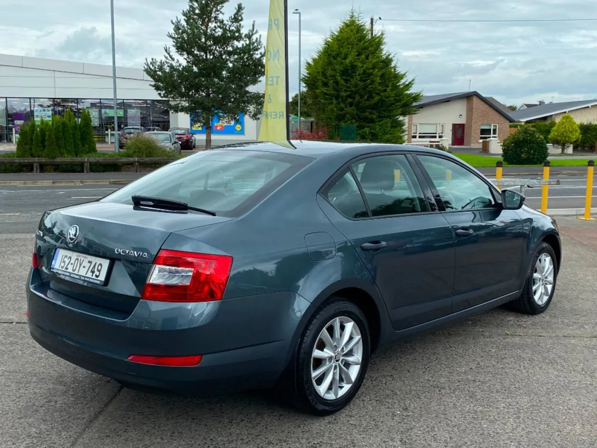Skoda Octavia 1.6 TDI CR S 105PS 5DR - Image 4